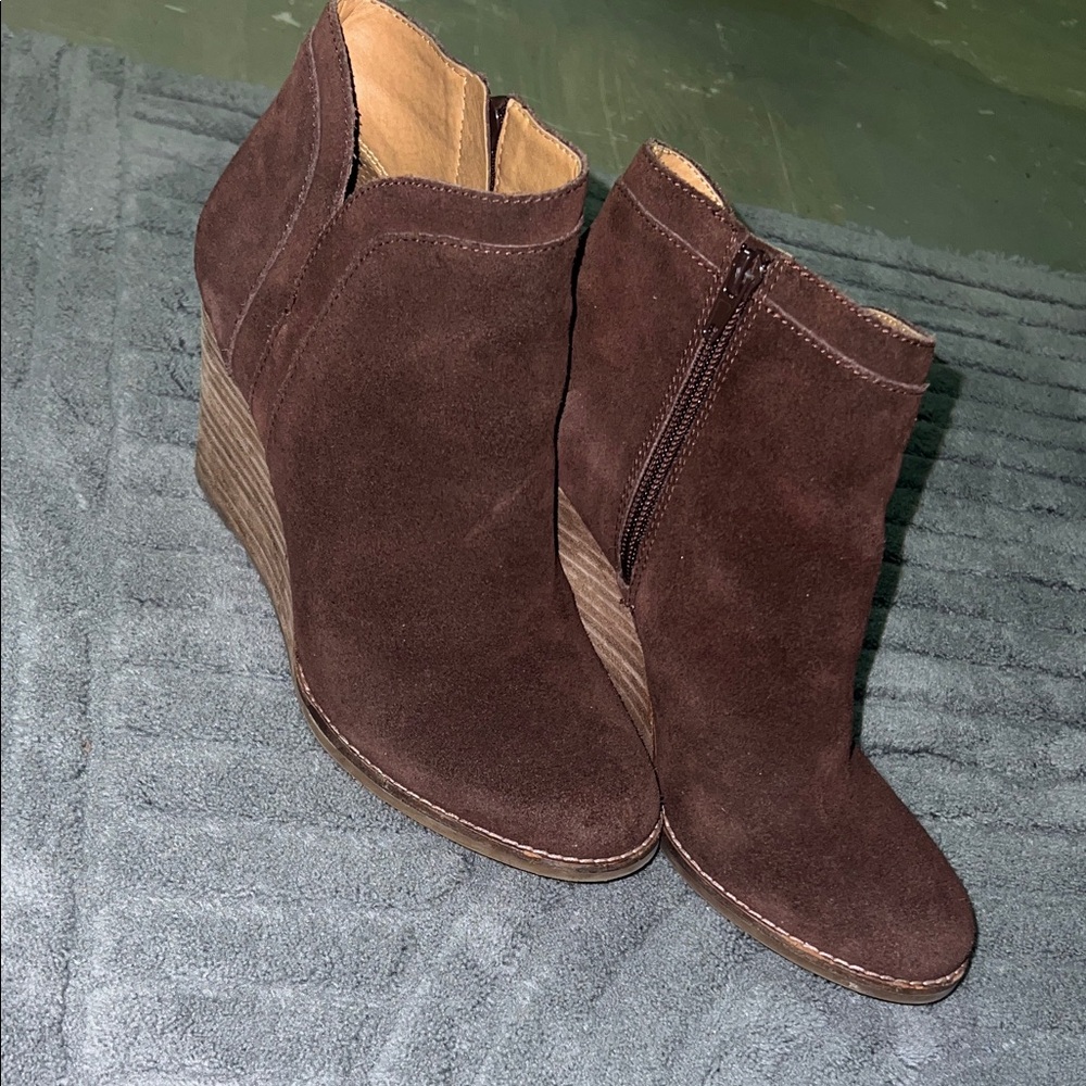 Lucky Brand Dark Brown Suede Wedge Booties